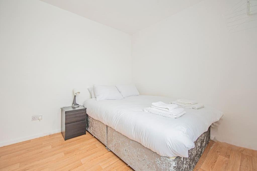 Superb 2 Bedroom Flat In The Heart Of Marylebone * Londra