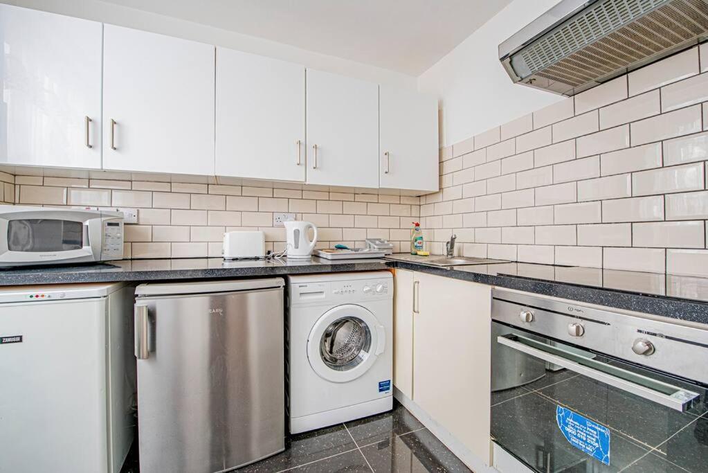 Superb 2 Bedroom Flat In The Heart Of Marylebone *